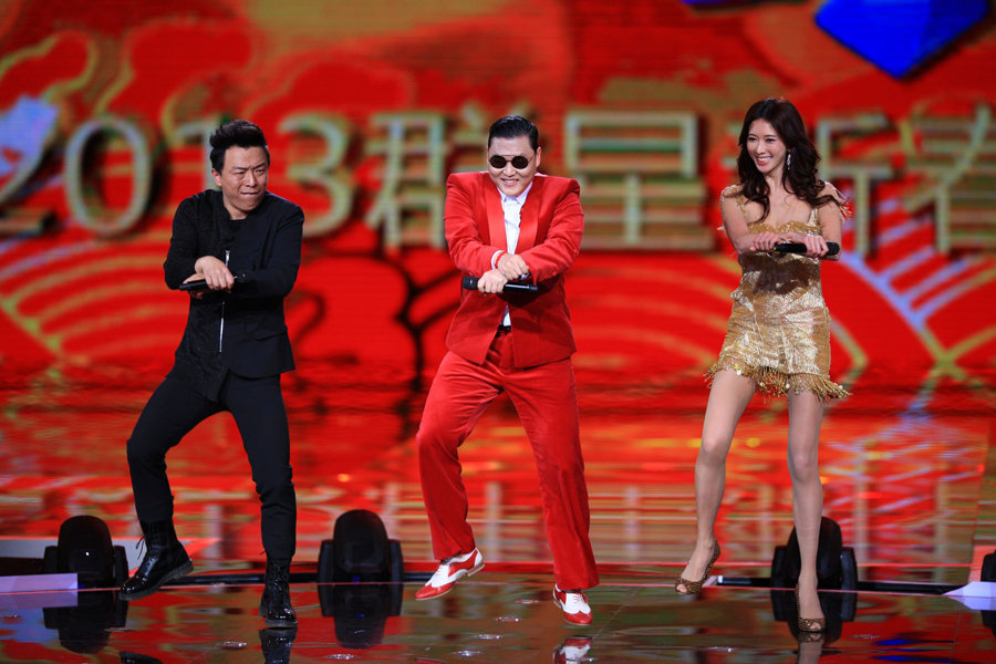 Shanghai: PSY et son «Gangnam Style» font danser les stars chinoises (3)