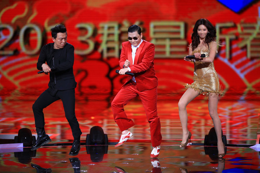 Shanghai: PSY et son «Gangnam Style» font danser les stars chinoises