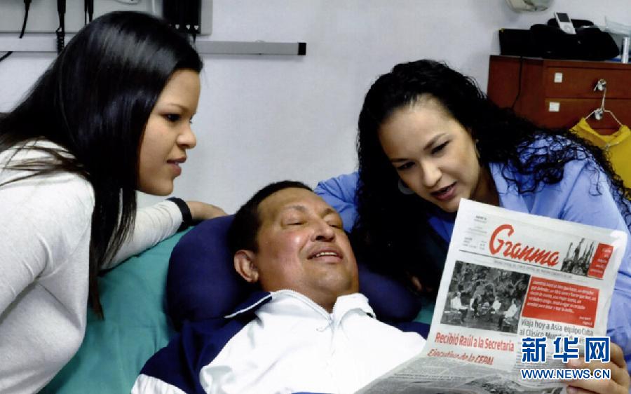 Deux mois après son opération, Hugo Chavez a retrouvé le sourire (2)
