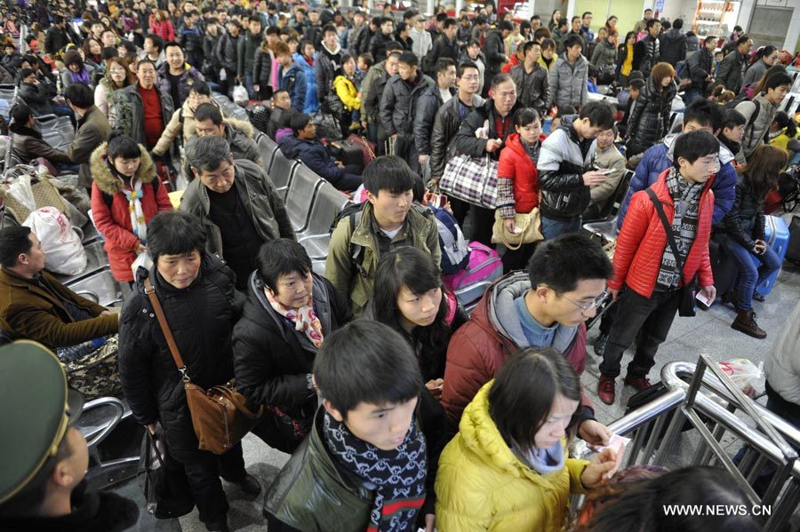 De nombreux trains supplémentaires en Chine pour le retour des vacances (3)