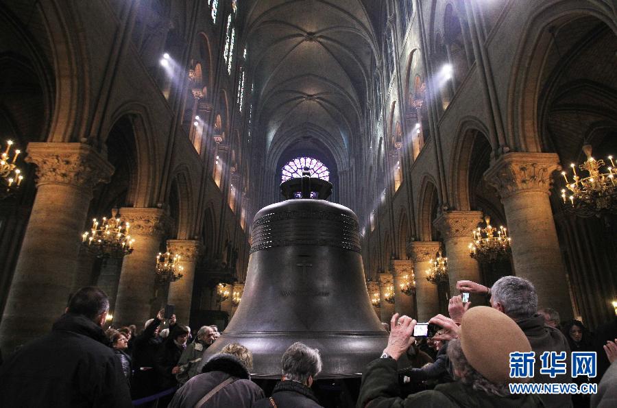 La cathédrale Notre-Dame de Paris fête son 850e anniversaire ! (3)