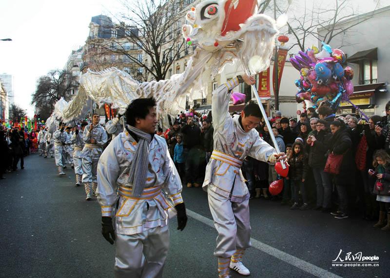 Paris : défilé du Nouvel An chinois dans le 13e (12)