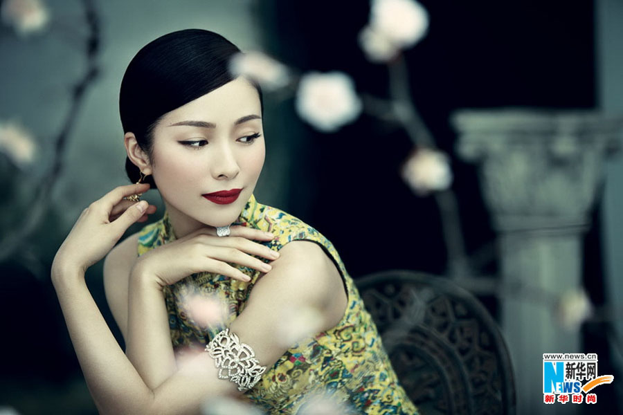 L'actrice chinoise Jiang Yiyan illustre un magazine de mode (3)