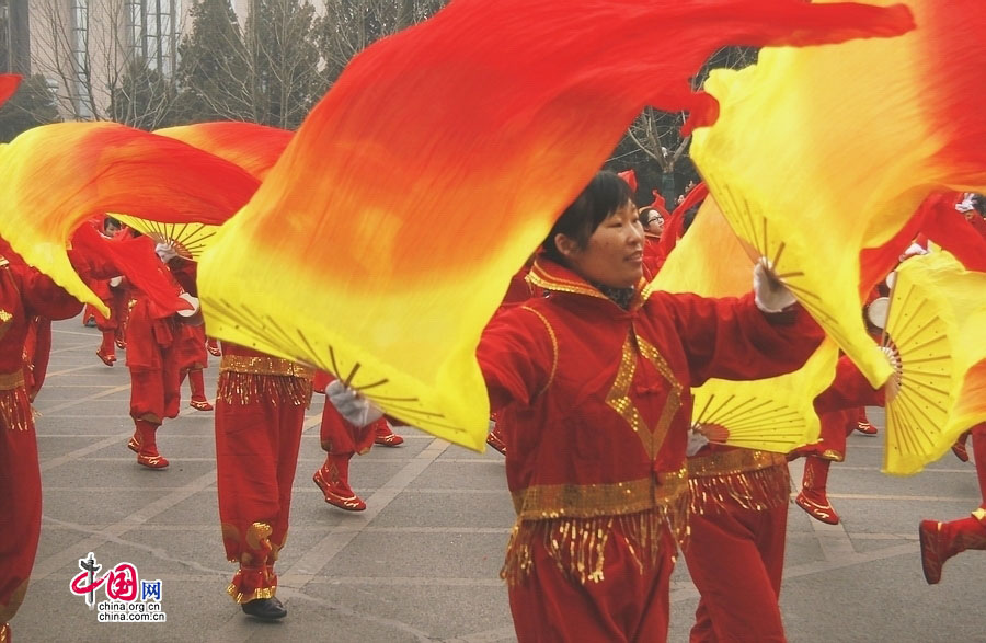 Beijing : magnifique défilé déguisé pour clôturer le Nouvel An chinois (19)