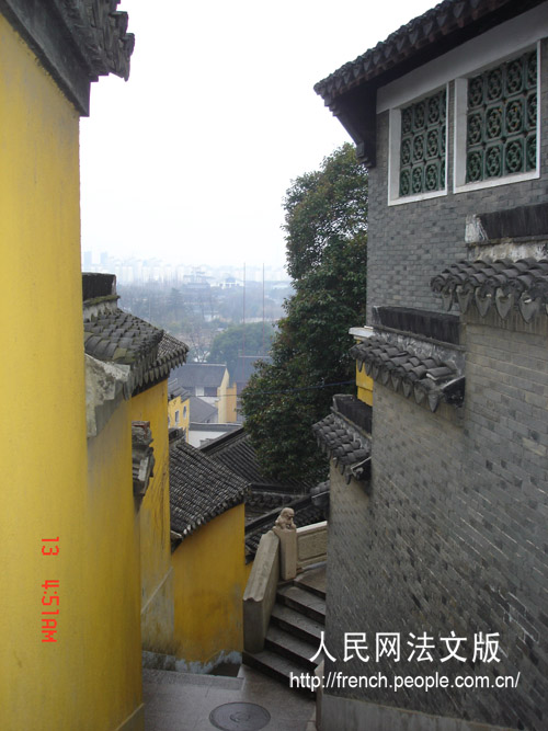 Le temple de Jinshan et sa belle légende célèbre en Chine (9)