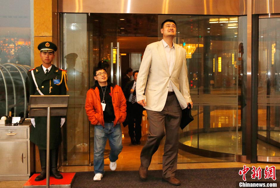 Yao Ming : prudent et sérieux dans les propositions pour les deux sessions (2)