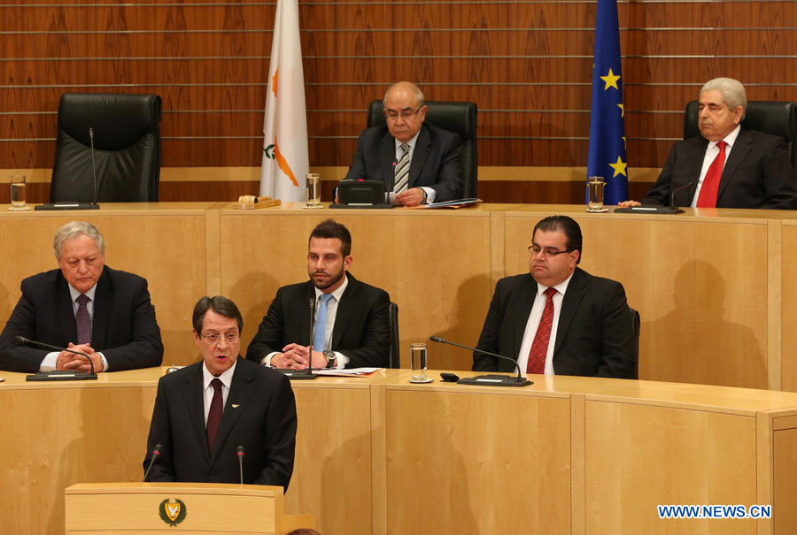 Chypre: investure du nouveau président Nicos Anastasiades