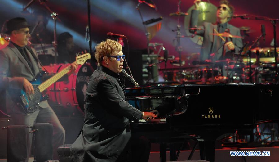 Photos : Elton John lors du 54e Festival international de la chanson à Viña del Mar (5)