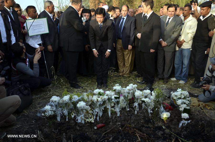 Egypte : cérémonie de commémoration des victimes de l'explosion d'une montgolfière  (2)