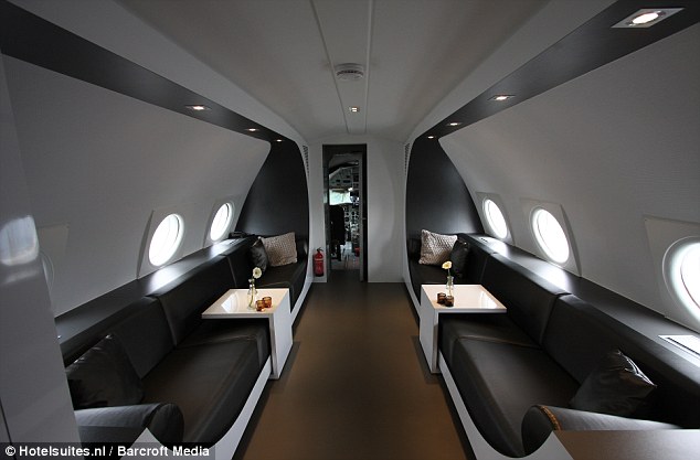 Un ancien avion transformé en hôtel de luxe (8)