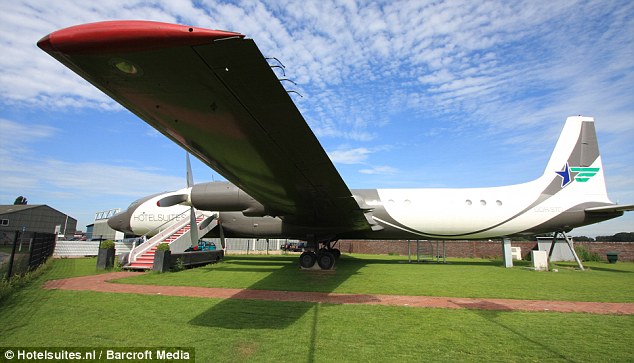 Un ancien avion transformé en hôtel de luxe (2)