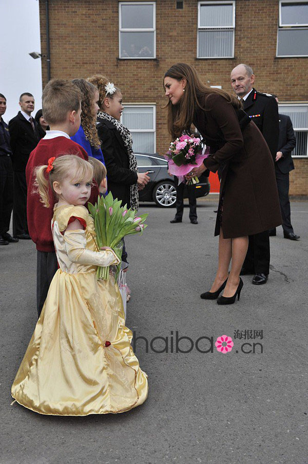 Kate Middleton attend une fille ! (6)