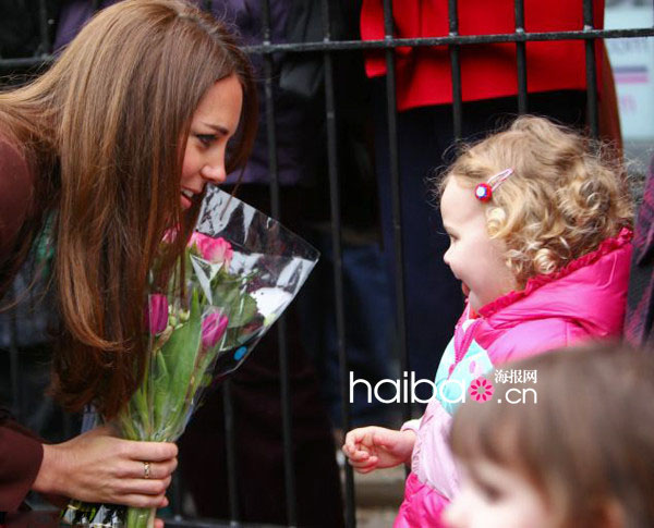 Kate Middleton attend une fille ! (4)