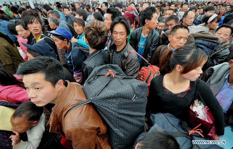 La gare de Chengdu, capitale de la province du Sichuan (sud-ouest), le 6 mars 2013. 