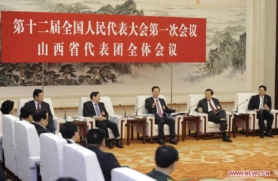Lors de sa discussion avec les députés de la province du Shanxi, grande région productrice de charbon dans le nord de la Chine, Zhang Gaoli, un autre membre du Comité permanent du Bureau politique du Comité central du PCC, a appelé à promouvoir le développement d'une économie verte et à faible émission de carbone et du recyclage. 