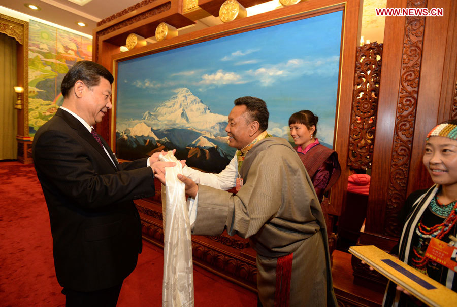 Des lamas tibétains écrivent une lettre de remerciements à Xi Jinping