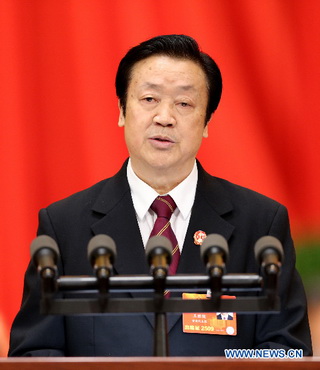 Le président de la Cour populaire suprême présente un rapport d'activité de la plus haute instance judiciaire chinoise