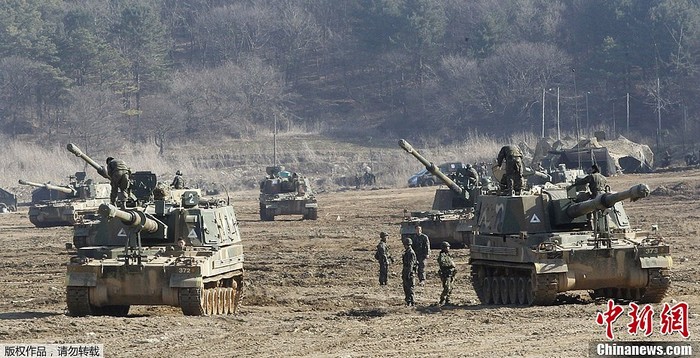 En images : la Corée du Sud et les Etats-Unis entament leur exercice militaire  (2)
