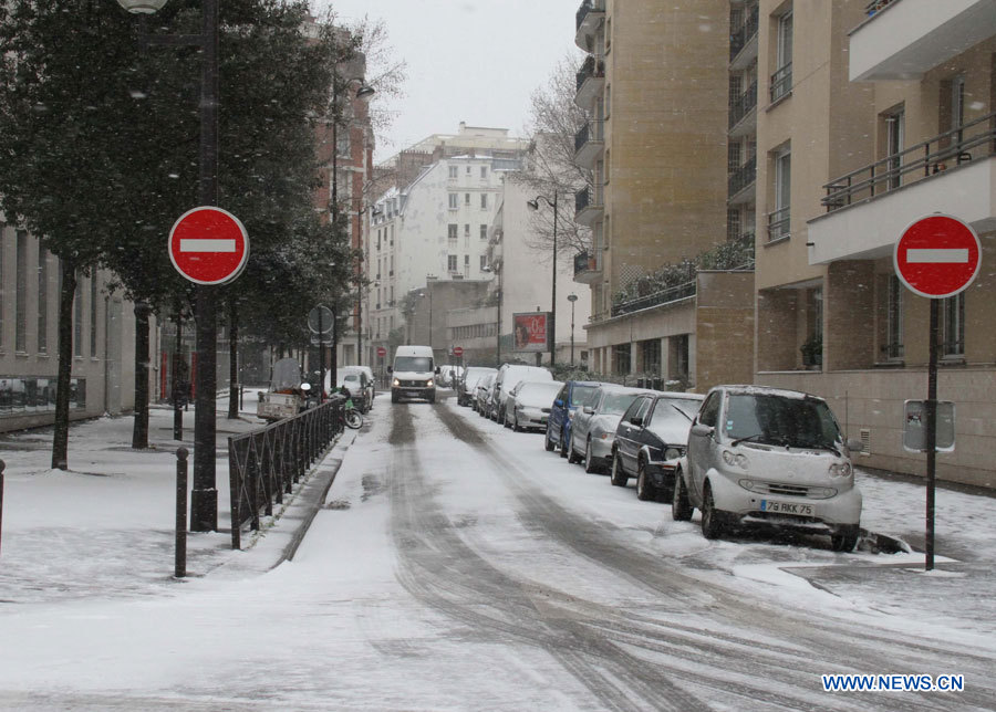 Le Nord de la France touché par un épisode neigeux exceptionnel  (4)