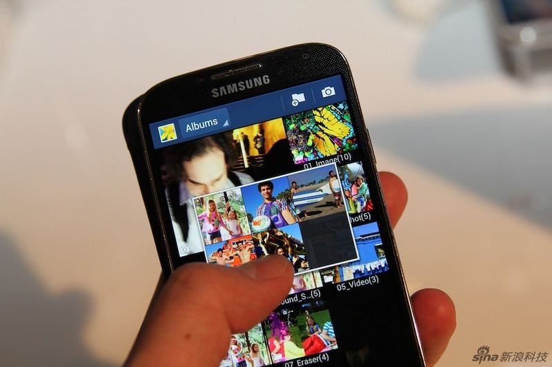 Découvrez en photo le Samsung Galaxy S4 (15)