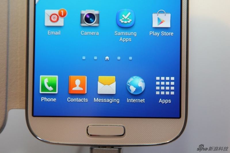 Découvrez en photo le Samsung Galaxy S4 (4)