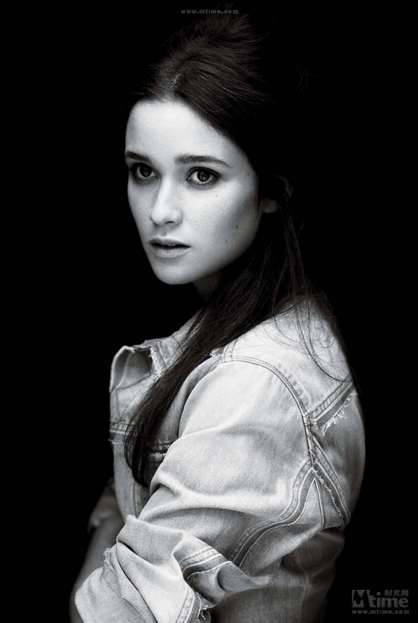 Alice Englert, dans le film "Beautiful Creatures"