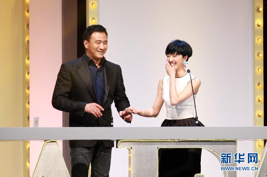 Le 18 mars, Hu Jun et Gui Lunmei assistent à la 7e édition des Asian Film Awards.