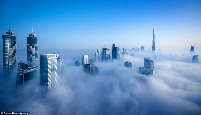 Monde féérique : Dubaï sous la brume (3)