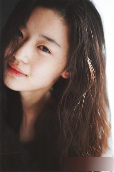 4. Jeon Ji-Hyun