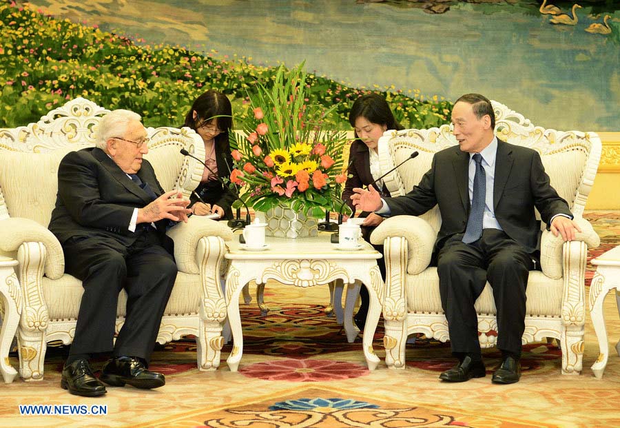 Wang Qishan rencontre Henry Kissinger et appelle à la coopération sino-américaine (2)