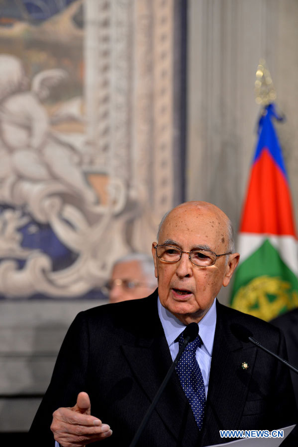 Italie: le président charge Bersani de former un gouvernement