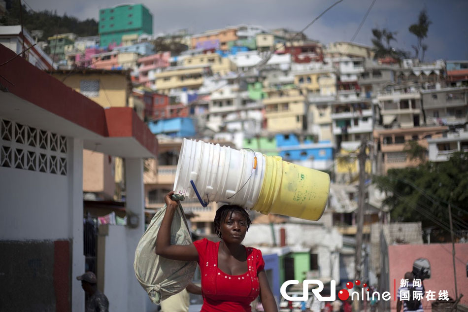 Haïti : le plus grand ghetto repeint aux couleurs de l'arc-en-ciel (2)