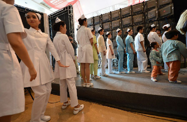 Beijing va changer les uniformes des hôpitaux (12)