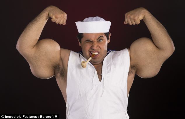 Avec des biceps de 79cm, voici le nouveau Popeye ! (2)