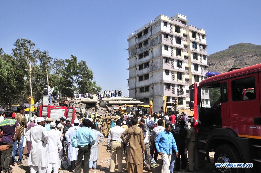 Effondrement d'un immeuble près de Bombay : 71 morts (nouveau bilan) 