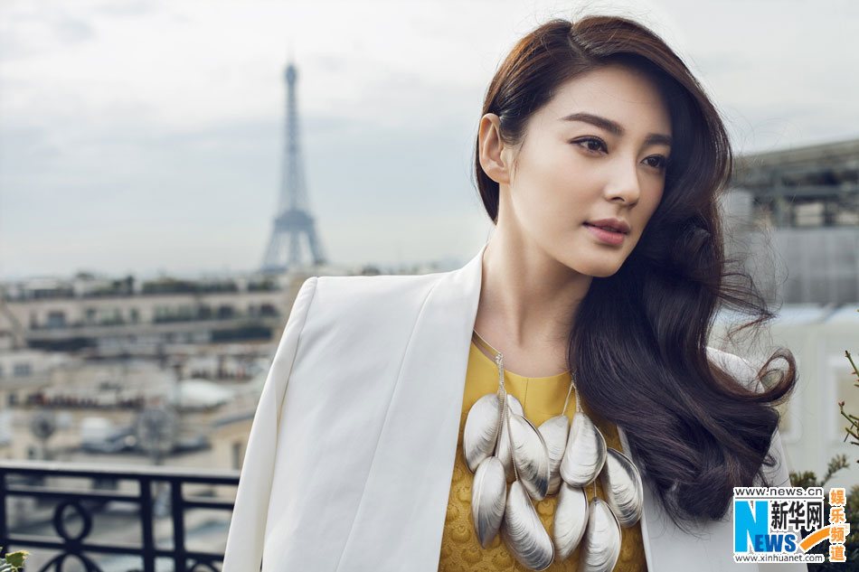 L'actrice chinoise Zhang Yuqi élégante à Paris