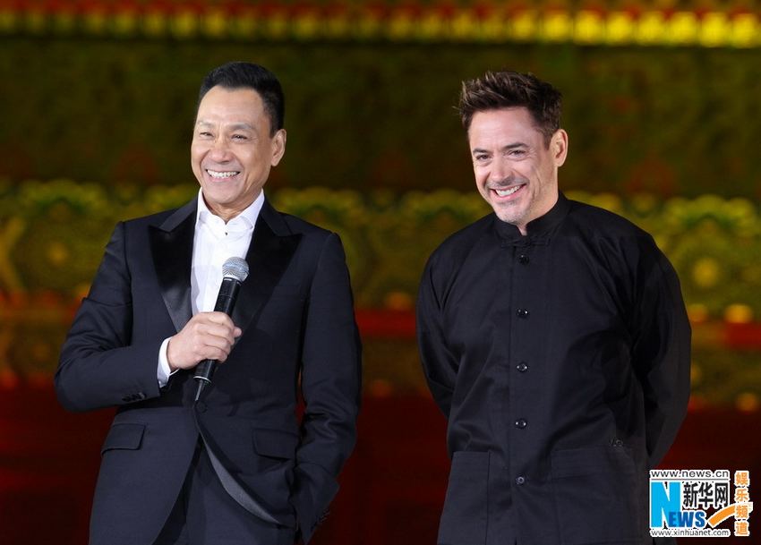 Robert Downey Jr. : Iron Man célèbre son anniversaire en Chine (7)