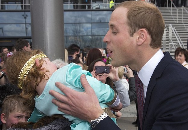 Elle a refusé le baiser du prince William (2)