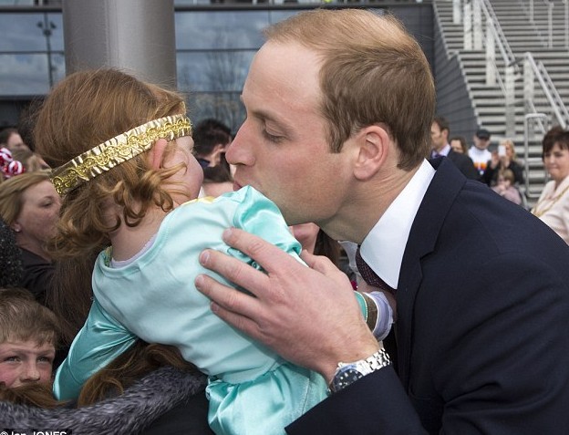 Elle a refusé le baiser du prince William