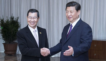 Le président Xi Jinping rencontre Vincent Siew