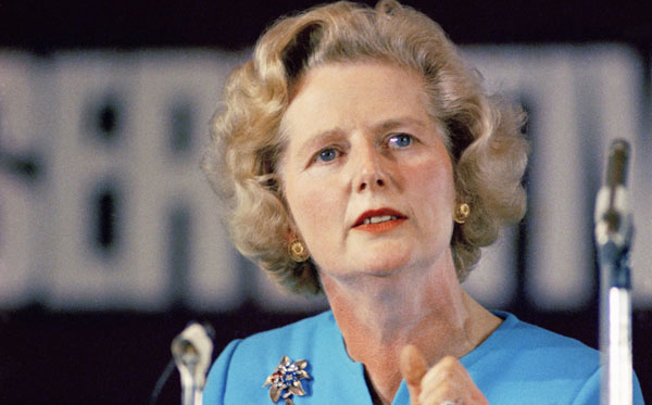 Margaret Thatcher prononce un discours à Londres après son succès dans le premier tour de scrutin de son parti, le 10 février 1972.