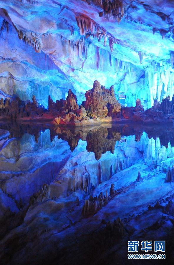 La grotte des flûtes de roseau de Ludiyan, un musée d'art naturel (2)