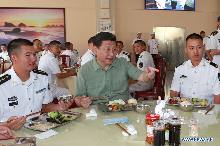 Le président chinois appelle à une marine plus forte  (3)