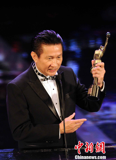 Alex Tsui (Xu Jiajie) a remporté le prix du Nouveau Talent grâce à son rôle dans le film Cold War.