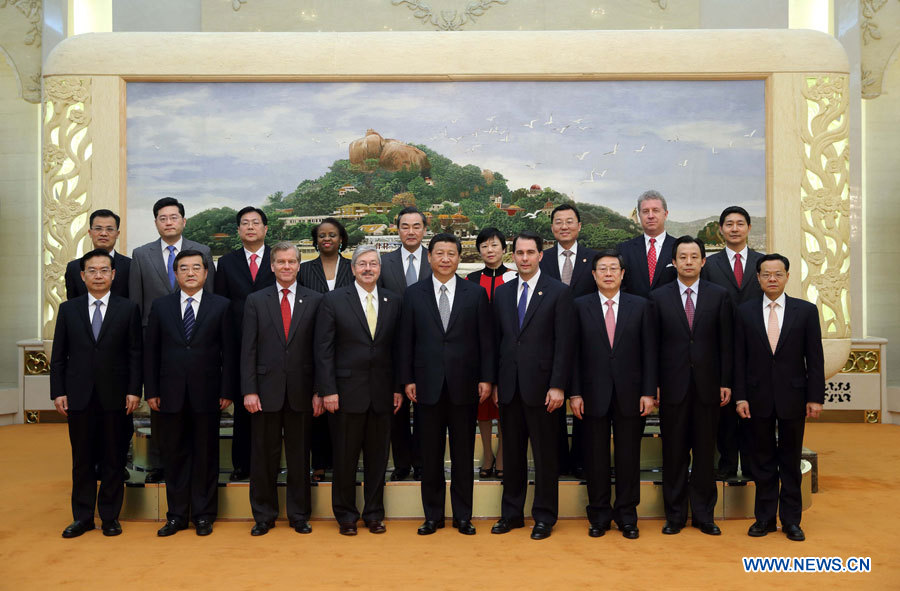 Xi Jinping rencontre les participants au 2e Forum des gouverneurs chinois et américains (2)