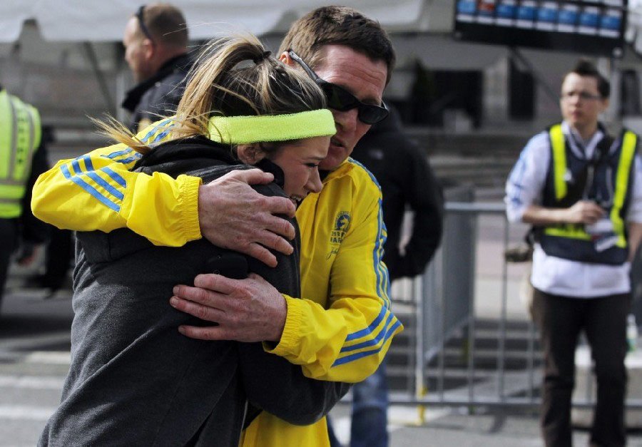 Deux explosions au marathon de Boston : au moins deux morts et de nombreux blessés (3)