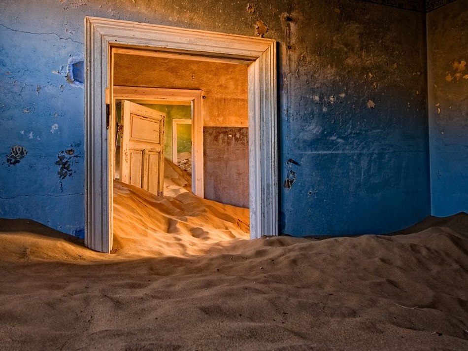 Kolmanskop, un village fantôme dans le désert en Namibie