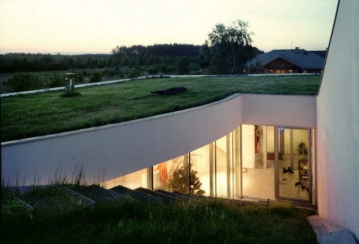 OUTrial House, Pologne