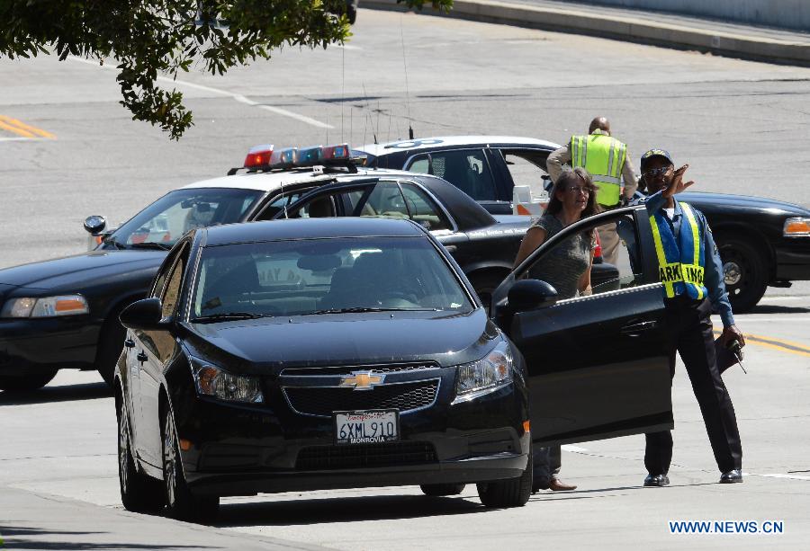 L'Université publique de Los Angeles évacuée suite à une alerte à la bombe (4)