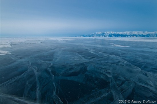 Les blocs de glace turquoises du lac Baïkal (9)